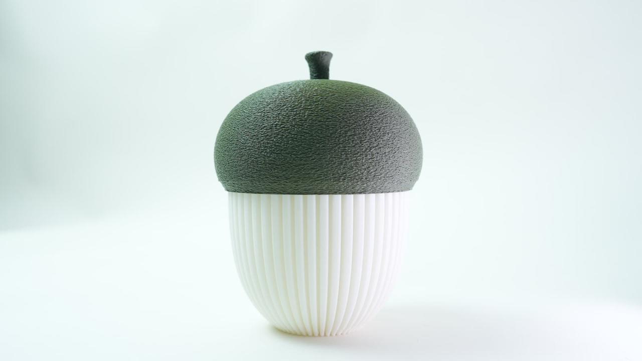 Acorn decoration container